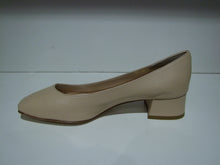 Load the image in the gallery,Statscarpi (Cuir beige)
