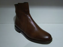 Load the image in the gallery,Bootsicra (Cuir naturel)
