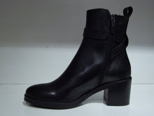 Load the image in the gallery,Cra-bcl (Cuir noir)
