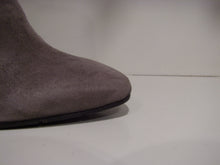 Load the image in the gallery,Dananneau (Taupe suede)
